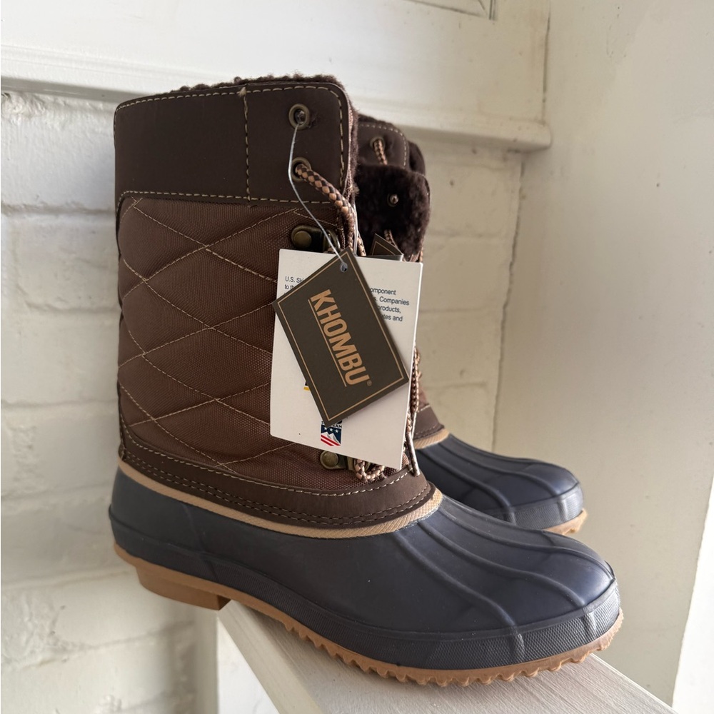 Khombu Women's Brown and Black Winter Boots